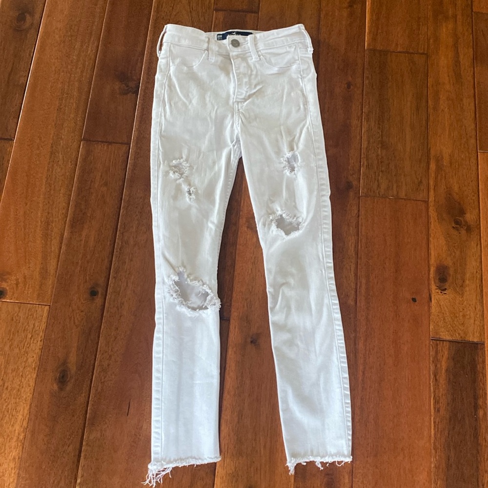 Hollister 00R  waist 23 length 26 white distressed skinny jeans